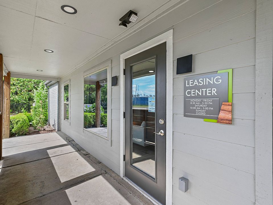 Leasing Office