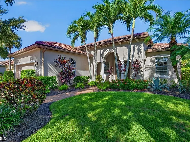 3261 Orangetree Bnd — Photo 2