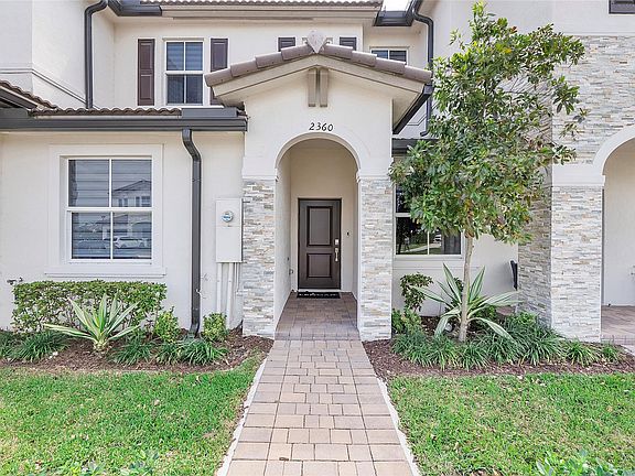 4th image of 2360 NW 125th