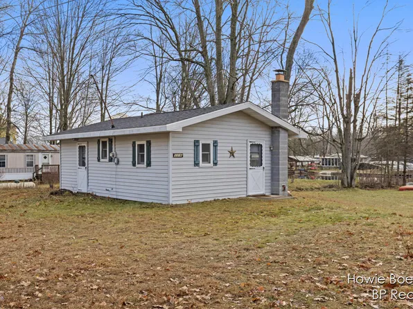 5316 Birch Haven Dr, Mecosta, MI 49332