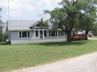 25504 County Road 1100, Deer Creek, OK 74636