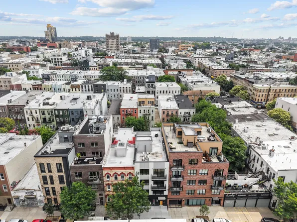 366 Harman Street image 20 of 20