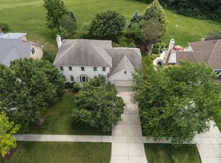 1166 Challenge Dr, Batavia, IL 60510