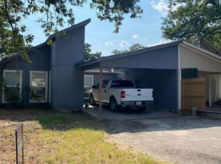 1216 Elm Ct, Runaway Bay, TX 76426