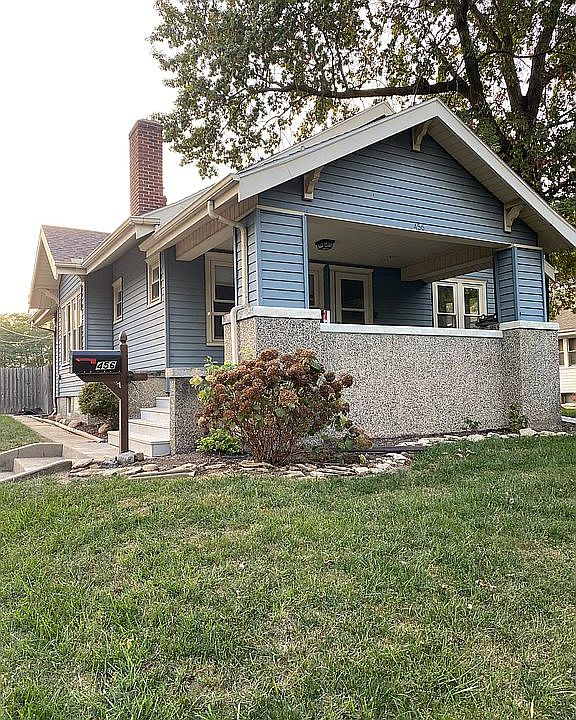 1st image of 456 N Elm Blvd
