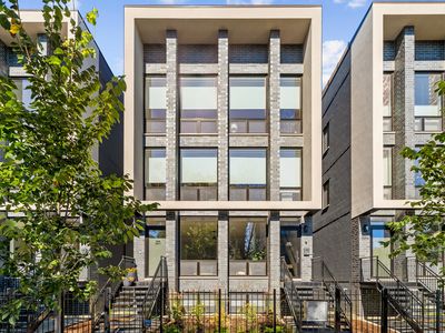 3018 W Lyndale St #3, Chicago, IL, 60647