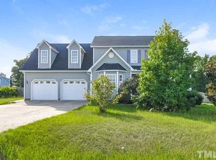 853 Blue Garden Ln, Willow Spring, NC 27592