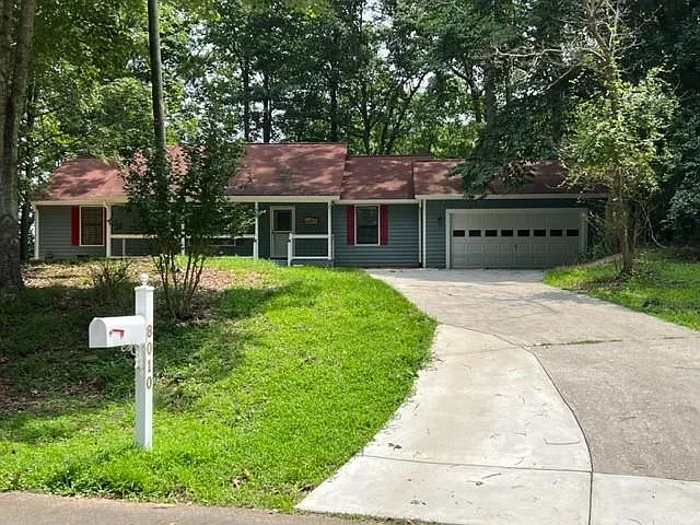 8010 Hickory Ct — Photo 3