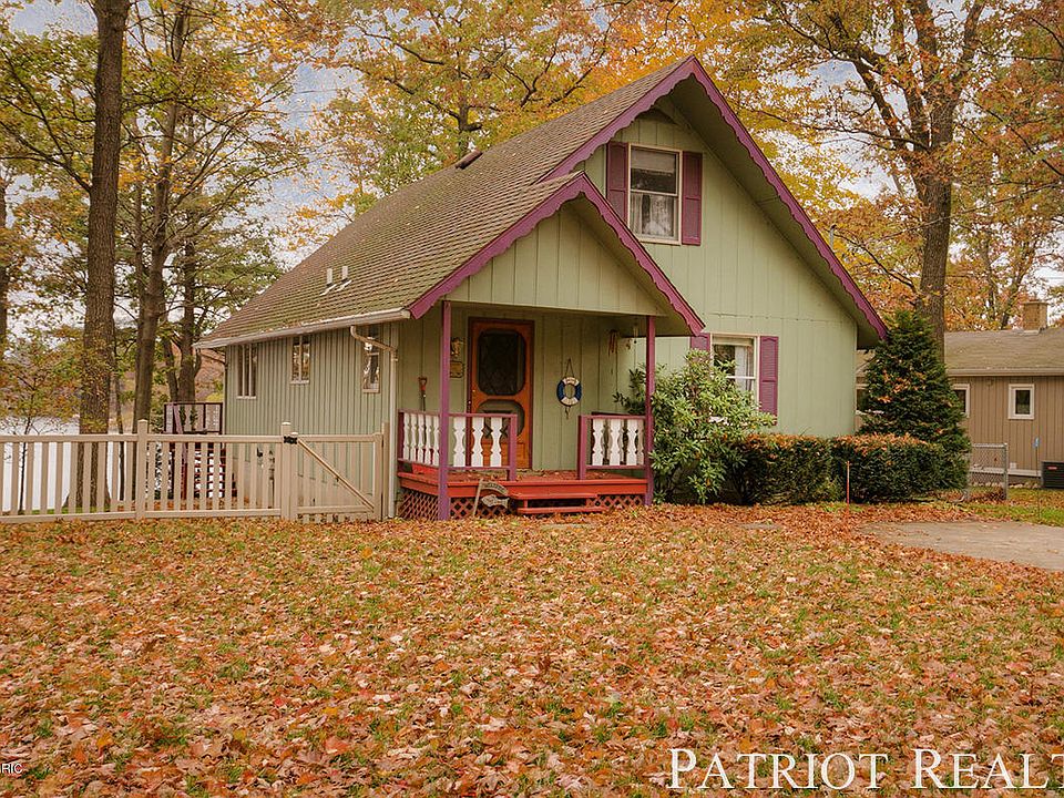 13329 Oakcrest Ave, Gowen, MI 49326 Zillow