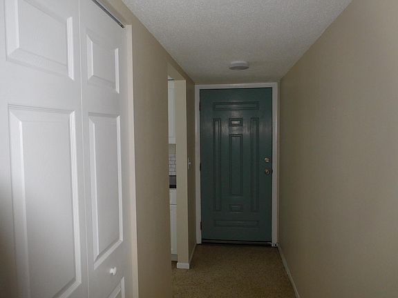4th image of 619 20th Pl SW