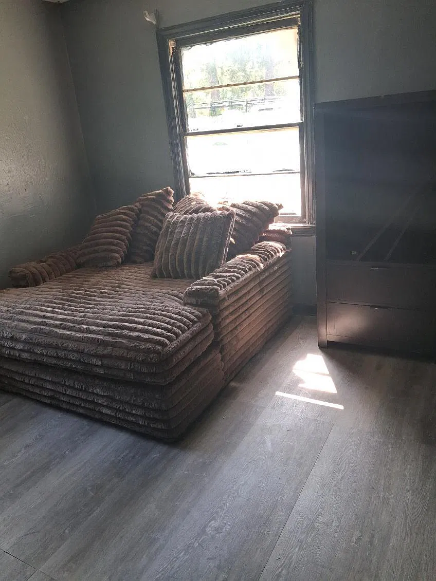 2 bed, 1.0 bath, 1100 sqft, $771 — Photo 2