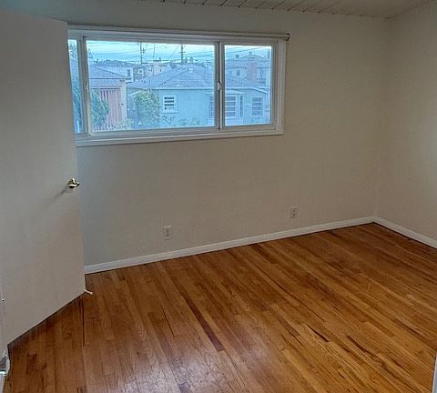3rd image of 2802 Morningside Dr #2804