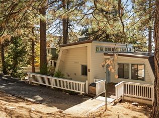 30951 Glen Oak Dr, Running Springs, CA 92382