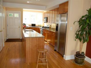 32 Elmer St #2, Cambridge, MA 02138