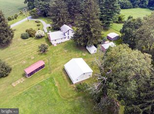 230 Laurel Rd, Elverson, PA 19520