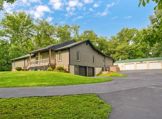 5725 S Farm Rd 131, Brookline, MO 65619
