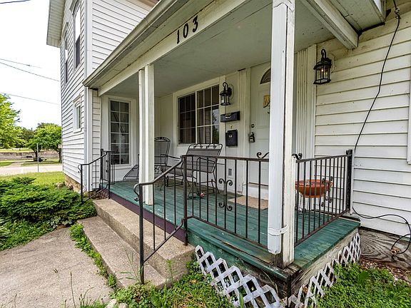 4th image of 103 Union St