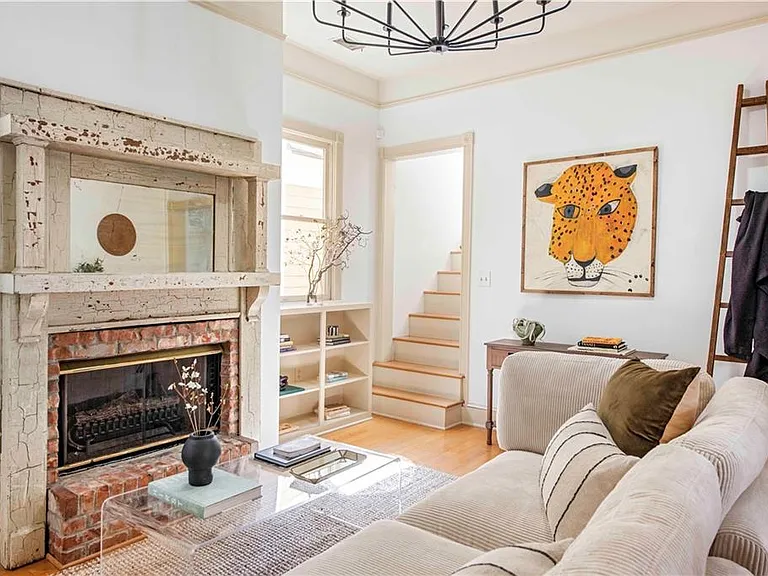 155 Savannah St SE — Photo 2