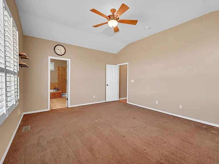 11637 Blackmoor St — Photo 18
