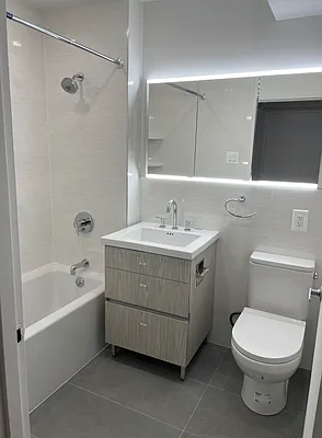 Rented by AZ REALTY NYC LLC | media 6