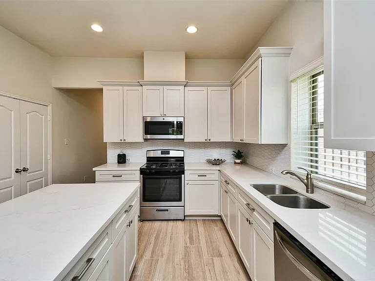 22 Wood Drake Pl — Photo 8