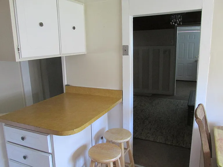 917 E Forest View Ave — Photo 4