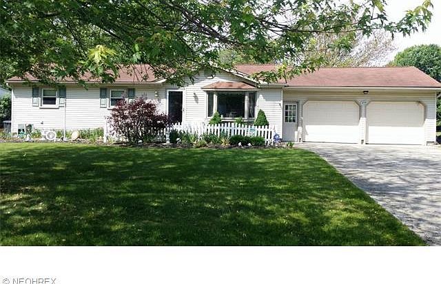 1st image of 9732 Deltona Dr