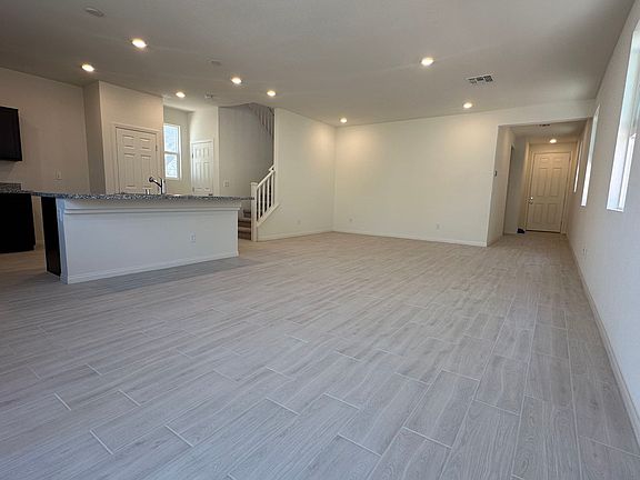 4th image of 7030 Cottage Vista Ave