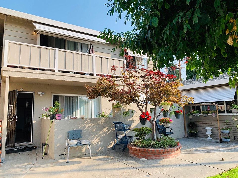 1st image of 792 Concord Ave APT 3