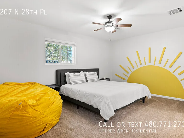 2207 N 28th Pl — Photo 22