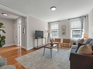 1945 Commonwealth Ave APT 27, Brighton, MA 02135