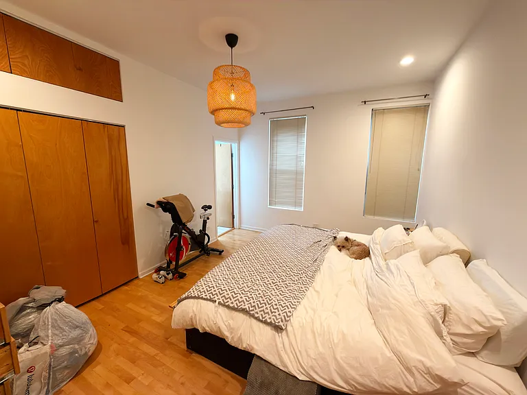 1409 N Wicker Park Ave #1F — Photo 8