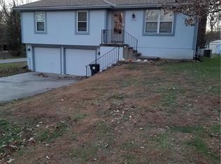 15804 Kay Ave, Belton, MO 64012