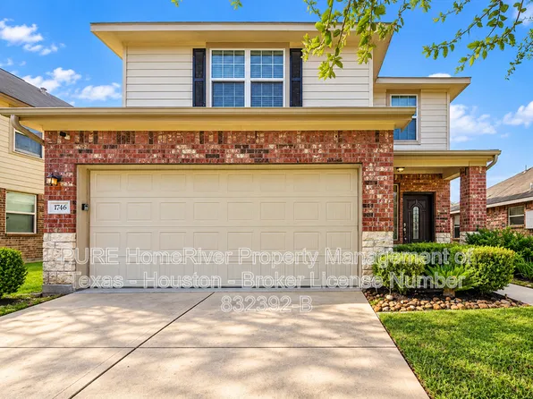 1746 Kilmory Ct, Houston, TX 77014