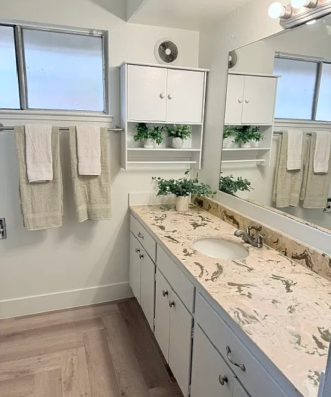 2952 Sybil Way — Photo 12