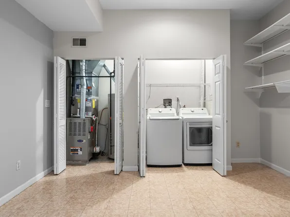 473 Undercliff Avenue image 28 of 33