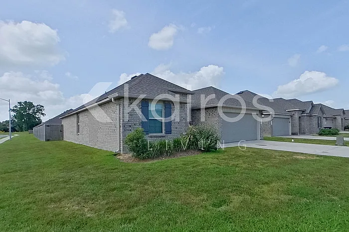 120 Orthello Ct — Photo 2