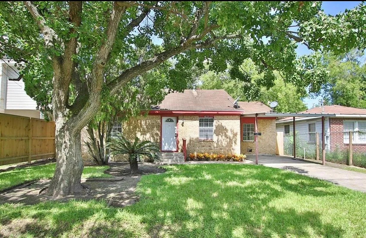 4039 Cornell St — Photo 1