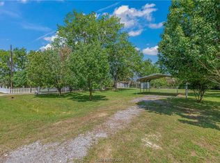 736 Phillips St, Normangee, TX 77871