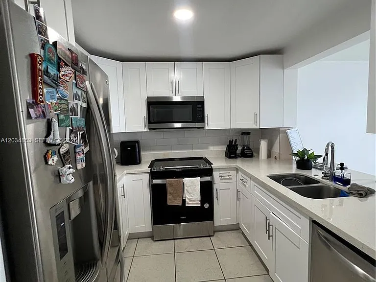 6545 Indian Creek Dr #509 — Photo 7