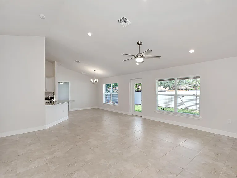 980 Nectar Rd — Photo 16