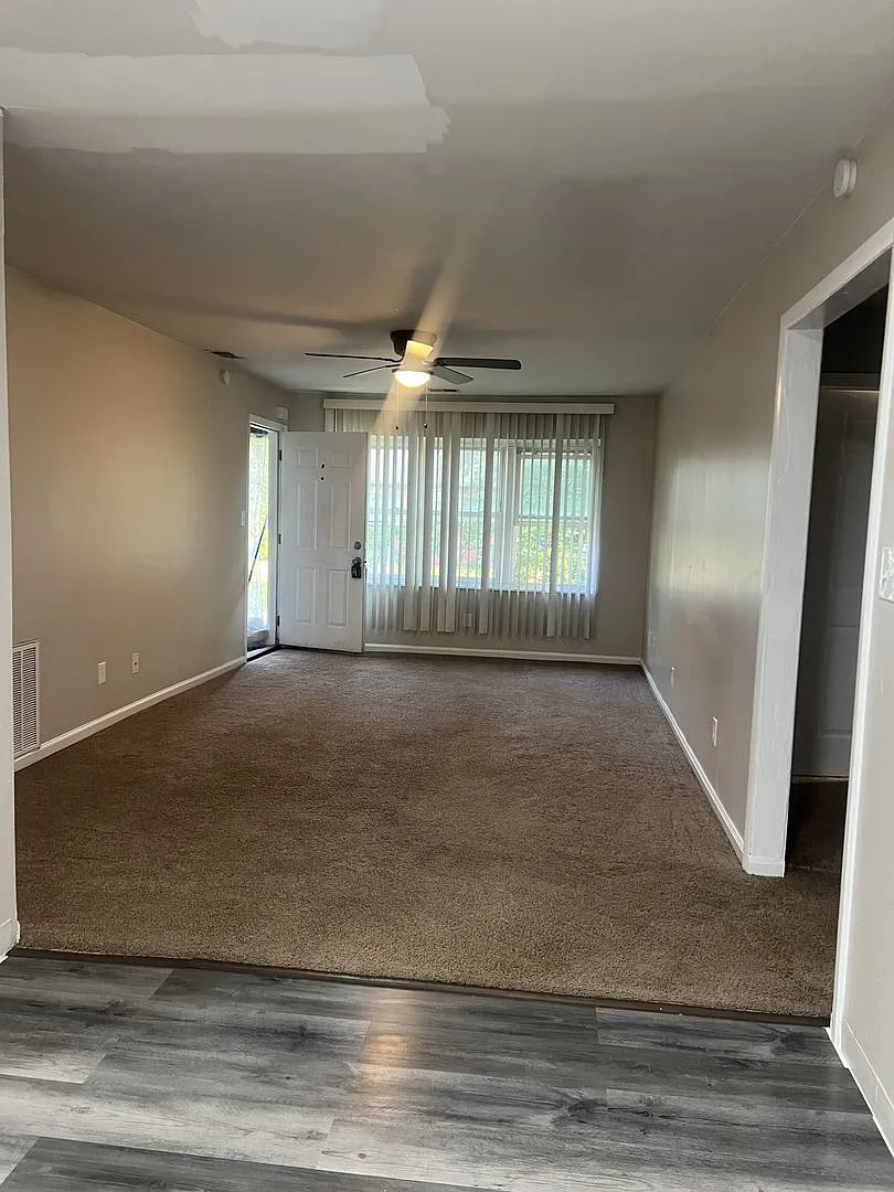 6108 Dickson Rd — Photo 2