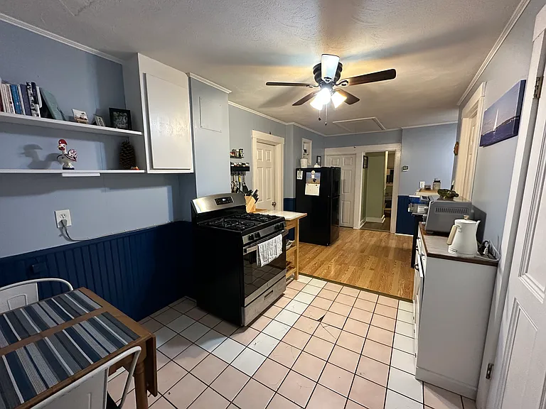 11 Prospect St #3 — Photo 10