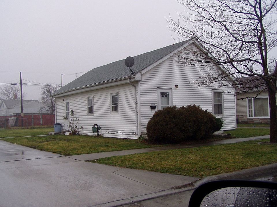 1st image of 1014 S Depot St