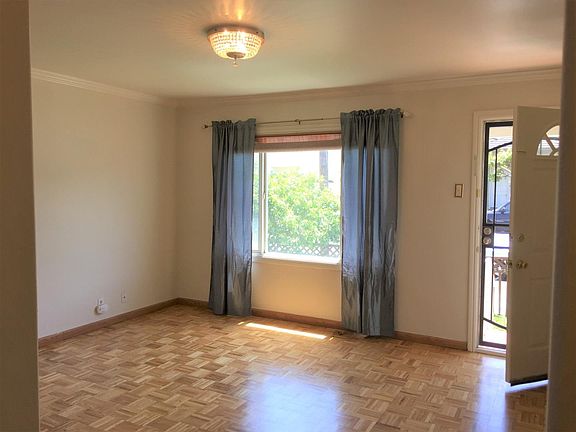 3rd image of 632 Railroad Ave