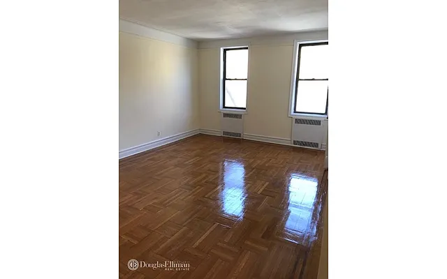 Sold by Douglas Elliman | media 18