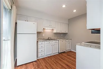 (ACHMidL) 502 Cedartop Ln (Units 1 - 4) - C — Photo 4