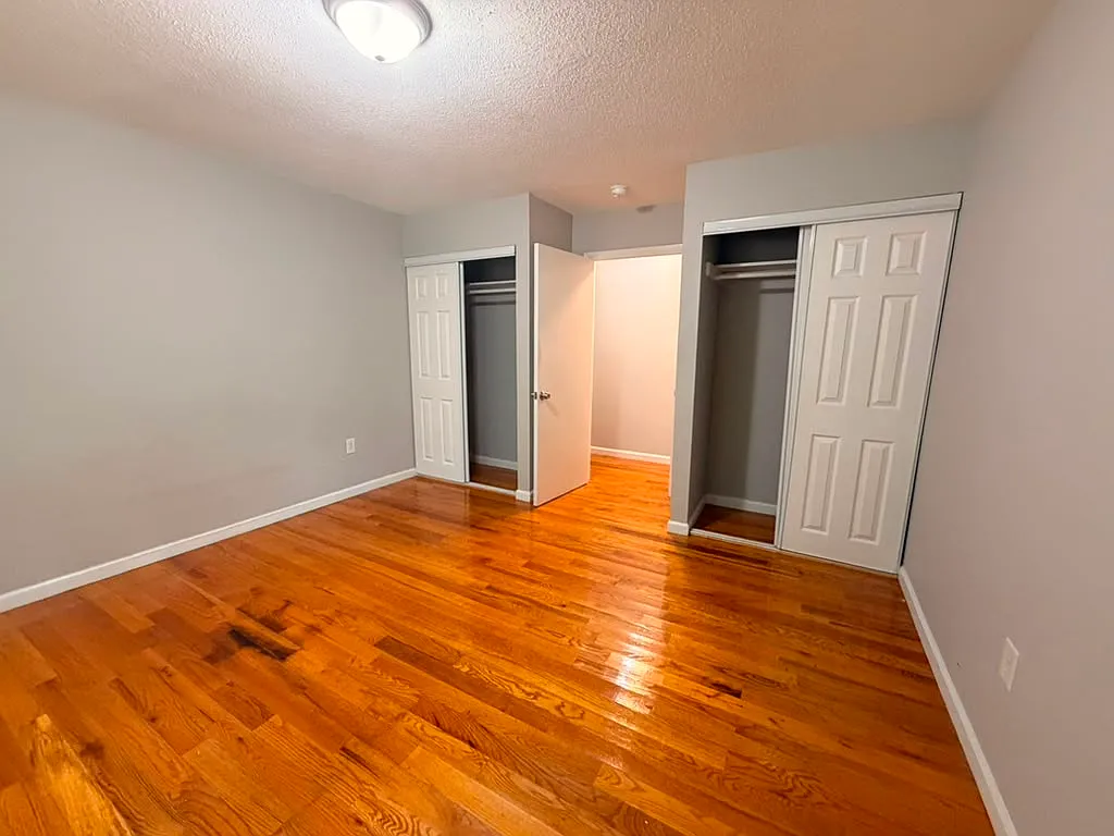 2 bed, $1,625 — Photo 4