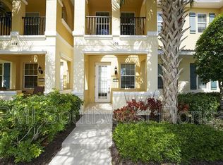 3740 82nd St #105, Sarasota, FL 34243