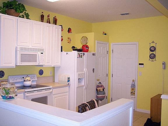 3rd image of 7513 Scarlet Ibis Ln